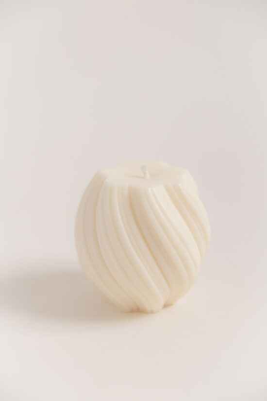 Lielā "Wave" dekoratīvā svece 335gr