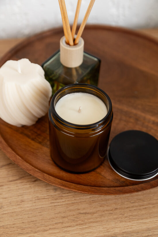 Aromātiska sojas vaska svece brūnā stikla burciņā ar vāku | 155gr